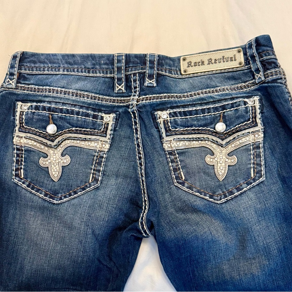 Rock Revival Women’s Letbury Jeans with Amber and Cream Contrast Stitching - Picture 3 of 6
